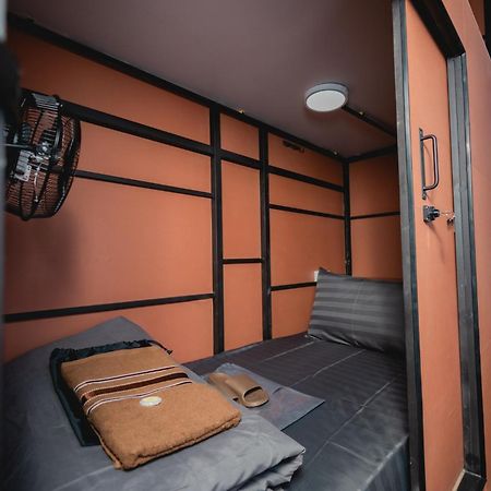 1950 Luangprabang Hostel Экстерьер фото