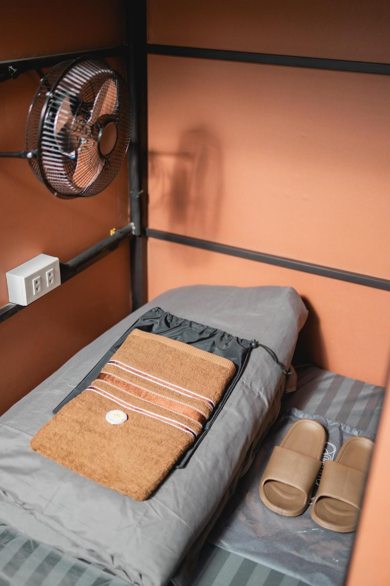 1950 Luangprabang Hostel Экстерьер фото